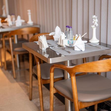 Charli Hotel Jeddah By Ahs Extérieur photo